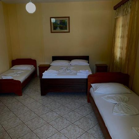 Ava'S Guesthouse Ksamil Kültér fotó