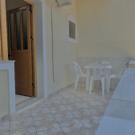 Ava'S Guesthouse Ksamil Kültér fotó