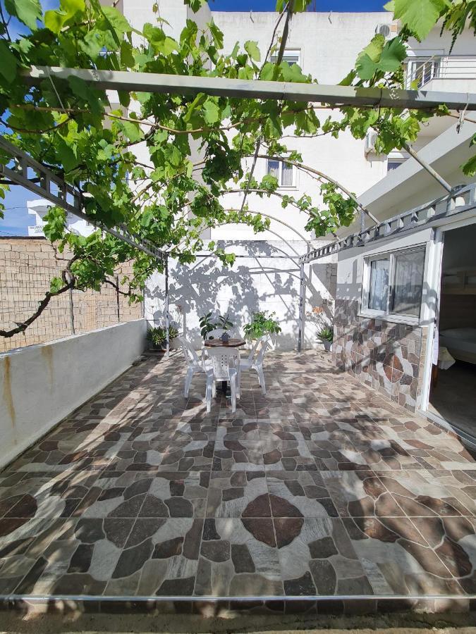 Ava'S Guesthouse Ksamil Kültér fotó